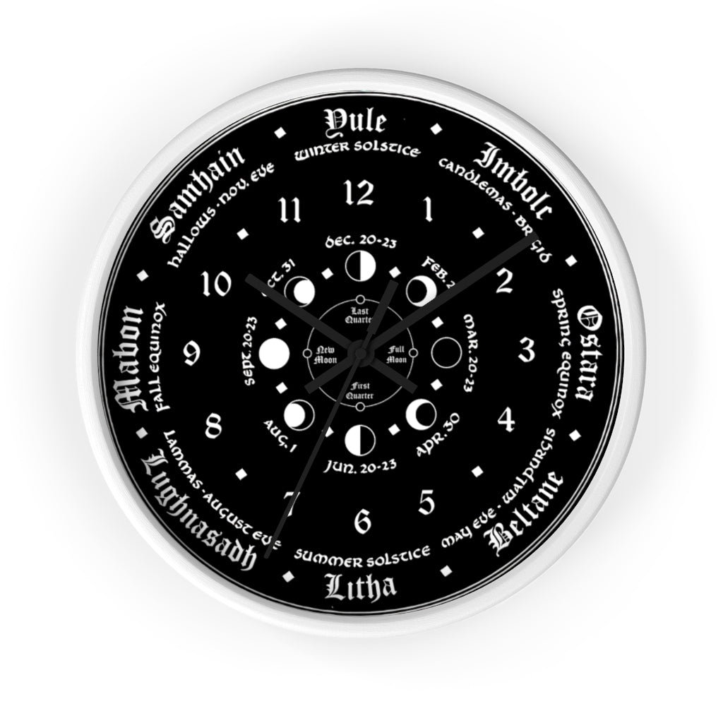 Wall clock -  Wicca Pagan Celtic Triquetra - Black