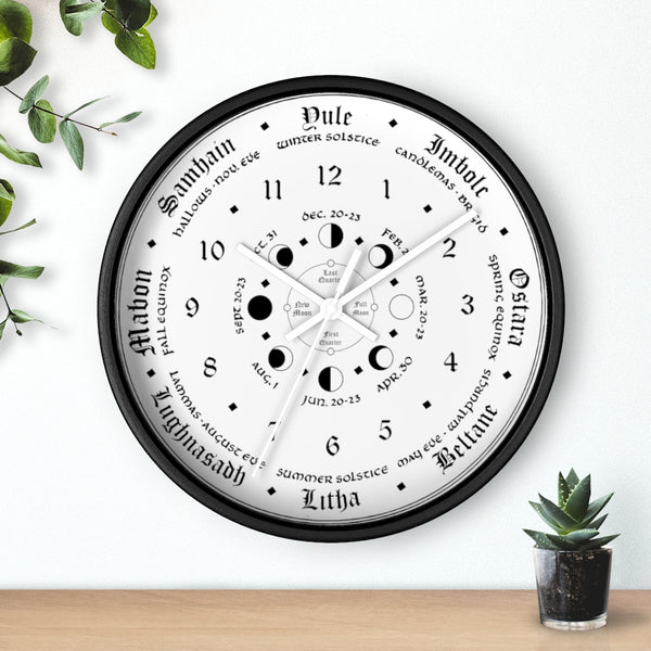 Wall clock -  Wicca Pagan Celtic Triquetra
