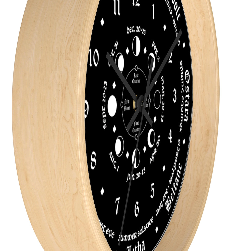 Wall clock -  Wicca Pagan Celtic Triquetra - Black